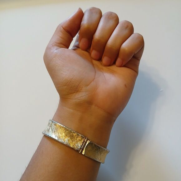 Vintage Lucerne Gold Tone Anti-Magnetic Swiss Mechanical Hidden Watch - BROKEN main image 5